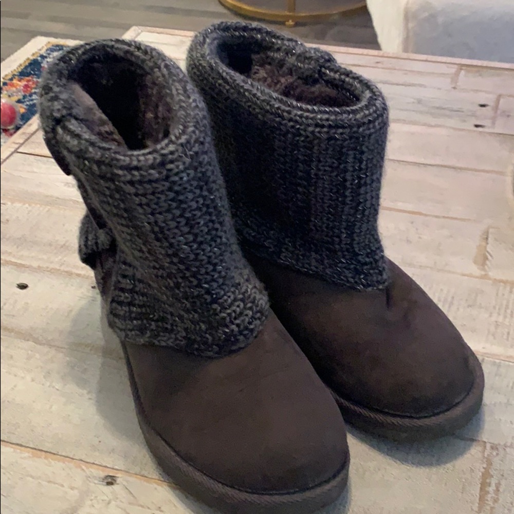 Woman’s shoes